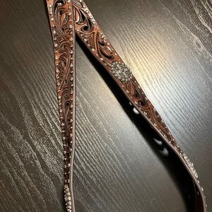 Women ariat size medium practically new